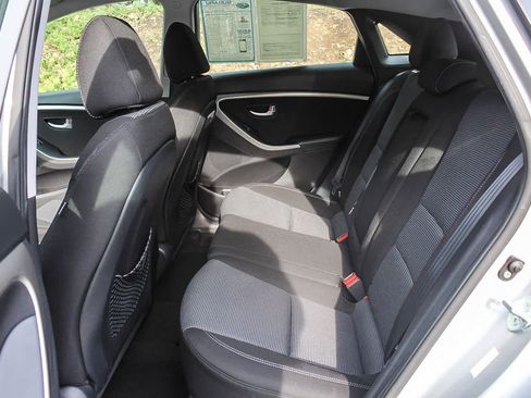 Used 2013 Hyundai Elantra GT image 18