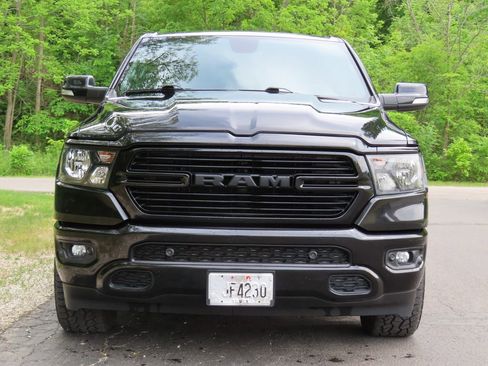 Used 2019 RAM 1500 Big Horn AWD/4WD image 4