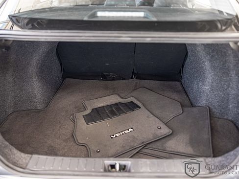 Used 2025 Nissan Versa SV FWD image 16