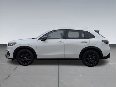 Used 2024 Honda HR-V Sport image 2