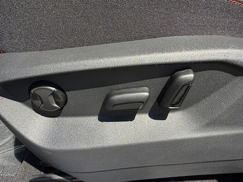 New 2026 Volkswagen Atlas Peak Edition AWD/4WD image 18