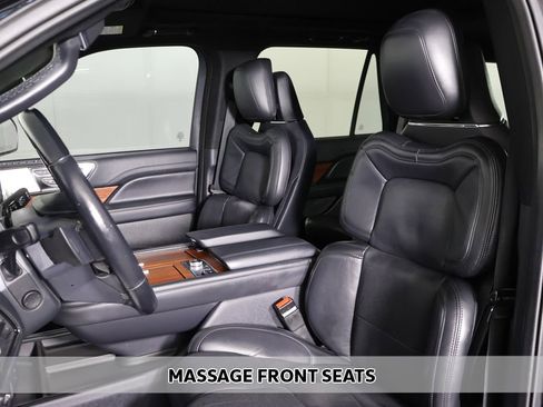 Used 2022 Lincoln Navigator Reserve AWD/4WD image 9