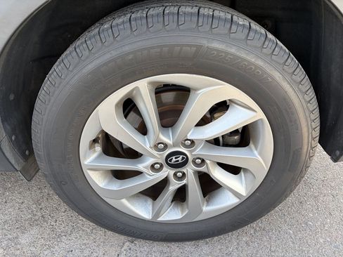 Used 2018 Hyundai Tucson SEL AWD/4WD image 14