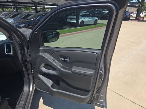 New 2026 Nissan Frontier SV w/ Tow Package AWD/4WD image 29