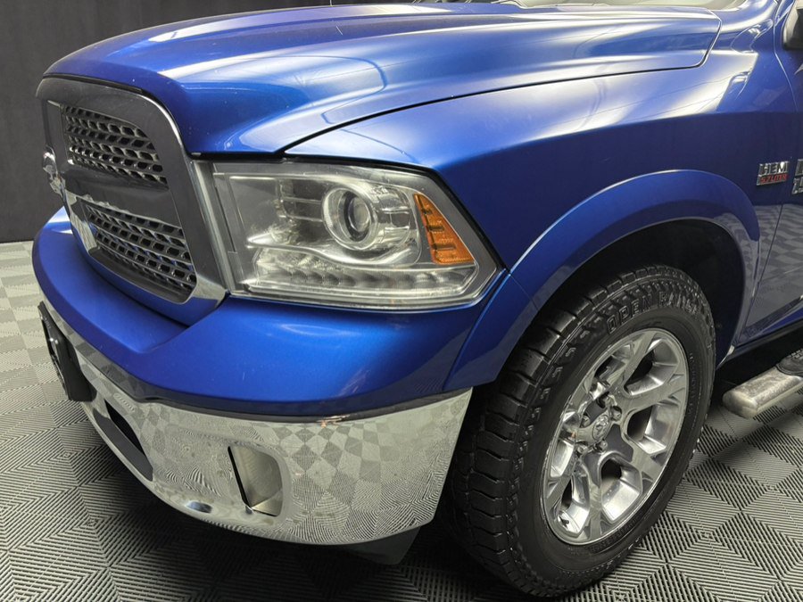 Used 2015 RAM 1500 Laramie w/ Convenience Group AWD/4WD image 10