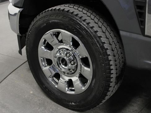 Used 2024 Ford F250 Lariat w/ Chrome Package image 10