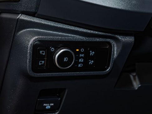 Used 2025 Ford Bronco Badlands AWD/4WD image 21