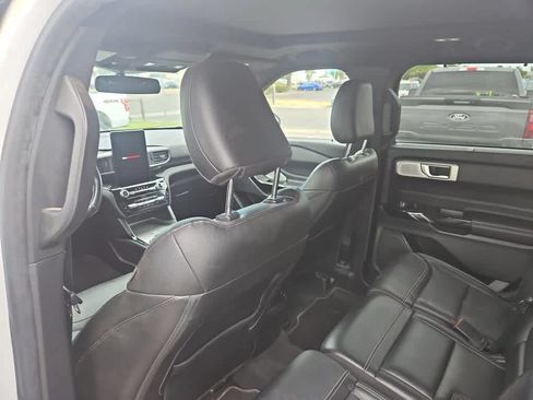 Used 2022 Ford Explorer ST w/ Equipment Group 401A AWD/4WD image 12