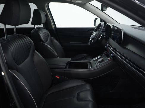 Used 2023 Hyundai Palisade Limited w/ Cargo Package image 11