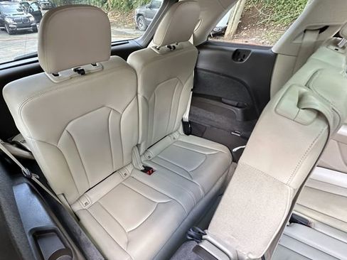 Used 2018 Audi Q7 3.0T Prestige image 45