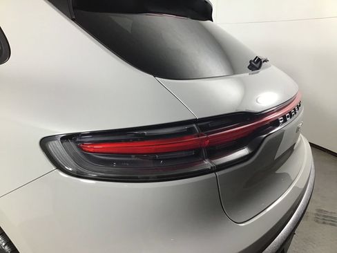 Certified 2023 Porsche Macan Turbo AWD/4WD image 18