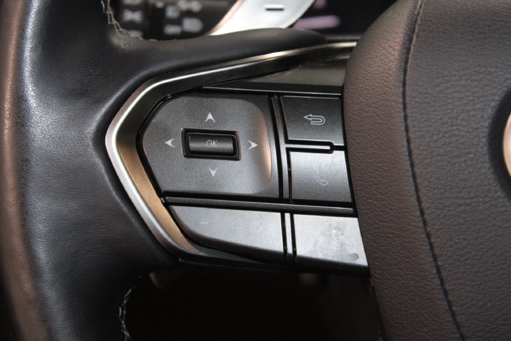 Used 2024 Lexus LX 600 4WD w/ Luxury Package image 40