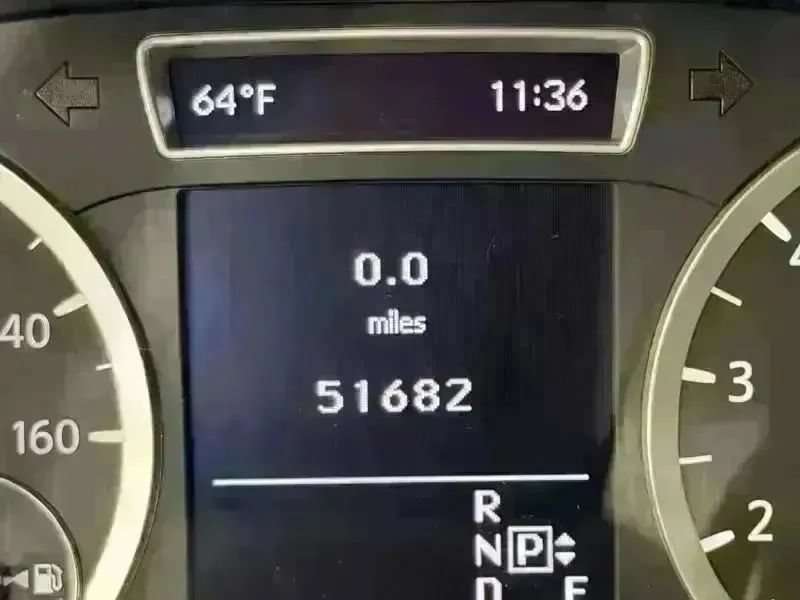 Used 2017 INFINITI QX30 FWD image 41