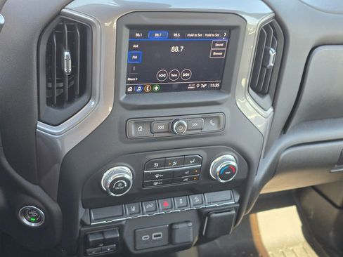 Certified 2024 GMC Sierra 2500 Pro w/ Convenience Package image 17