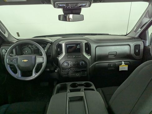 New 2025 Chevrolet Silverado 1500 Custom image 12