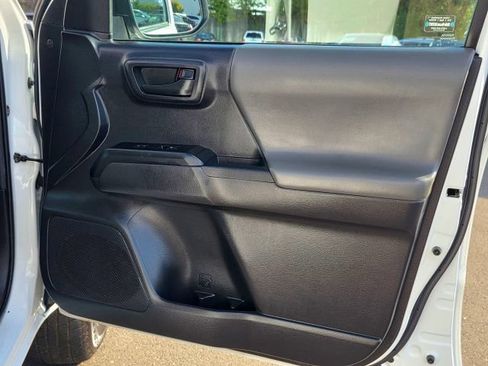 Used 2023 Toyota Tacoma SR AWD/4WD image 38