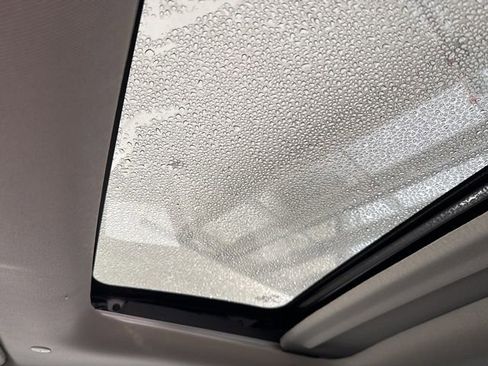 Used 2025 Honda HR-V EX-L image 24