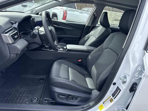 New 2026 Toyota Camry XLE image 8