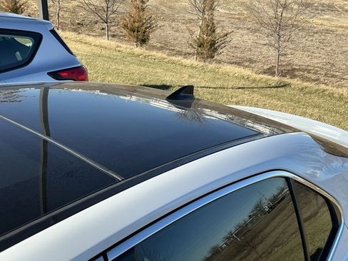 Used 2022 Toyota Camry XLE image 24