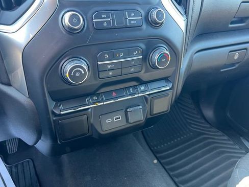 Used 2020 Chevrolet Silverado 1500 LT w/ Trailering Package image 15