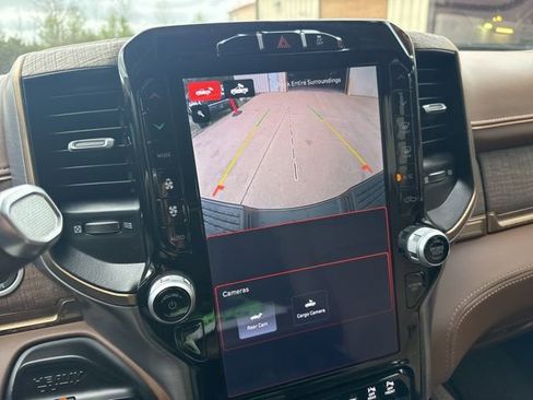 Used 2024 RAM 3500 Limited image 28