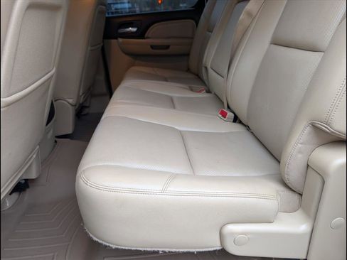 Used 2013 GMC Sierra 2500 Denali w/ Suspension Package, Off-Road image 8