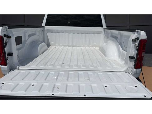 Used 2025 RAM 1500 Big Horn AWD/4WD image 21