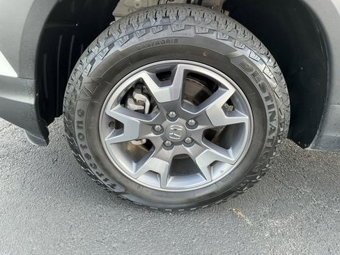 Used 2023 Honda Passport TrailSport image 11