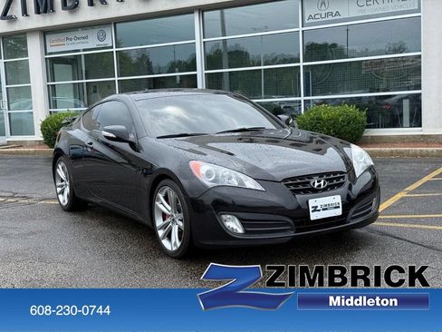Used 2011 Hyundai Genesis 3.8 RWD image 1