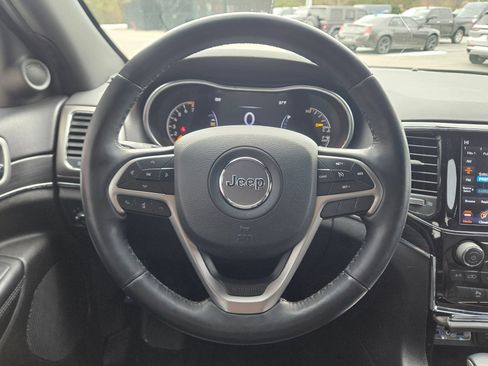 Used 2019 Jeep Grand Cherokee Limited image 15