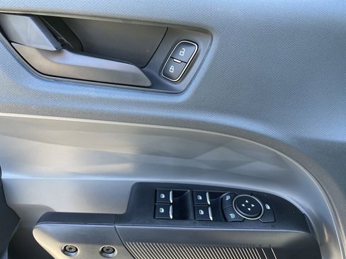 New 2025 Ford Maverick Lariat w/ Black Appearance Package image 10