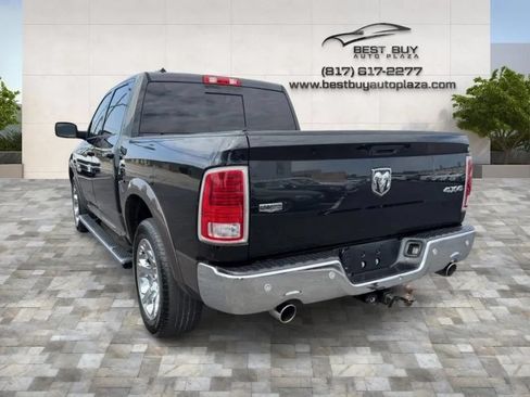 Used 2017 RAM 1500 Laramie w/ Convenience Group AWD/4WD image 4