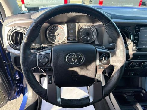 Used 2022 Toyota Tacoma SR5 image 21