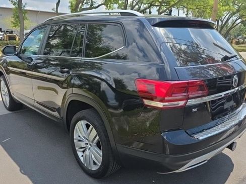 Used 2019 Volkswagen Atlas SE w/ Panoramic Sunroof Package image 4