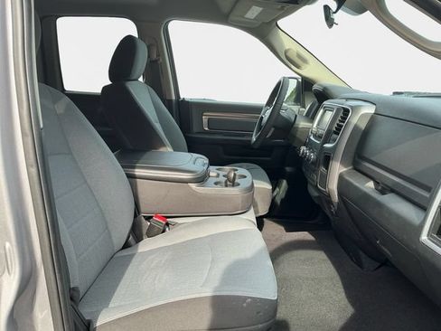 Used 2024 RAM 1500 Classic SLT AWD/4WD image 16