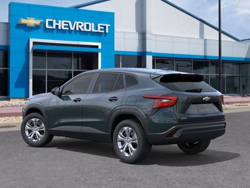 New 2026 Chevrolet Trax LS FWD image 3