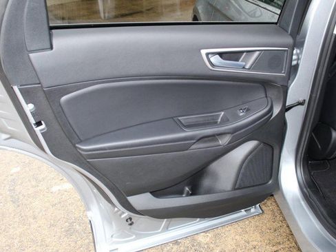 Used 2024 Ford Edge SEL image 19