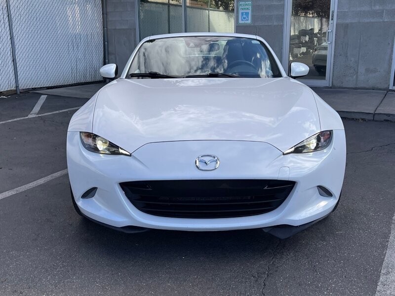 Used 2018 MAZDA MX-5 Miata RF Grand Touring RWD image 3