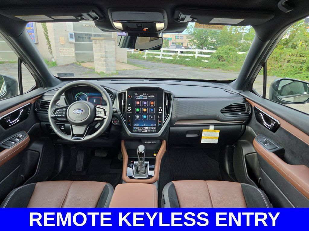 Used 2025 Subaru Forester Touring AWD/4WD image 13