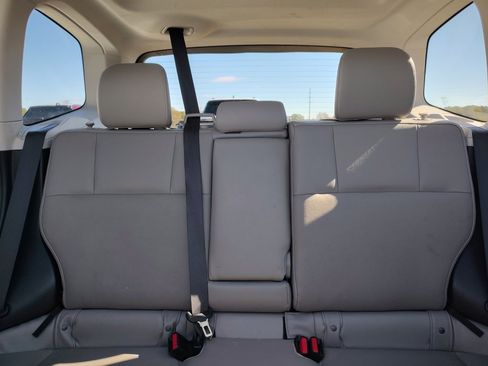 Used 2018 Subaru Forester 2.5i Limited image 29