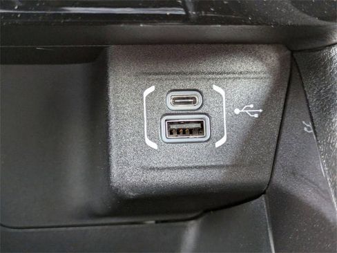 New 2025 Jeep Compass Sport image 21