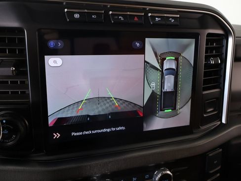 Used 2024 Ford F350 Platinum w/ FX4 Off-Road Package image 6