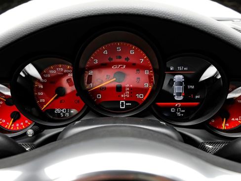 Used 2014 Porsche 911 GT3 w/ Sound Package Plus image 13