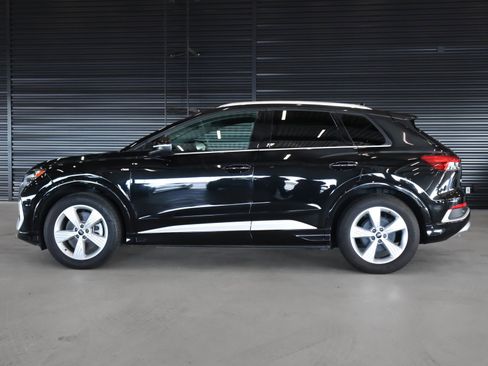 Certified 2024 Audi Q4 e-tron Premium Plus w/ Premium Plus image 11