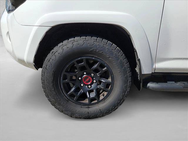 Used 2024 Toyota 4Runner SR5 Premium w/ Moonroof Package AWD/4WD image 28