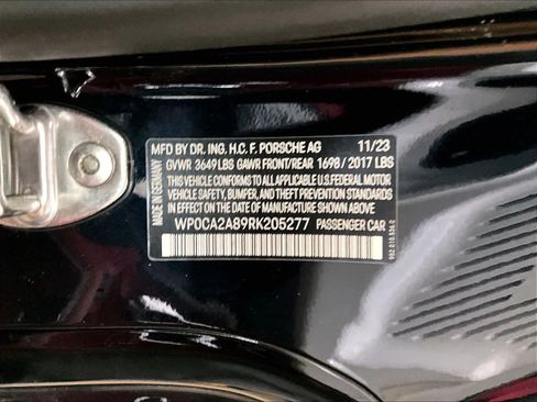 Used 2024 Porsche 718 Boxster RWD image 33