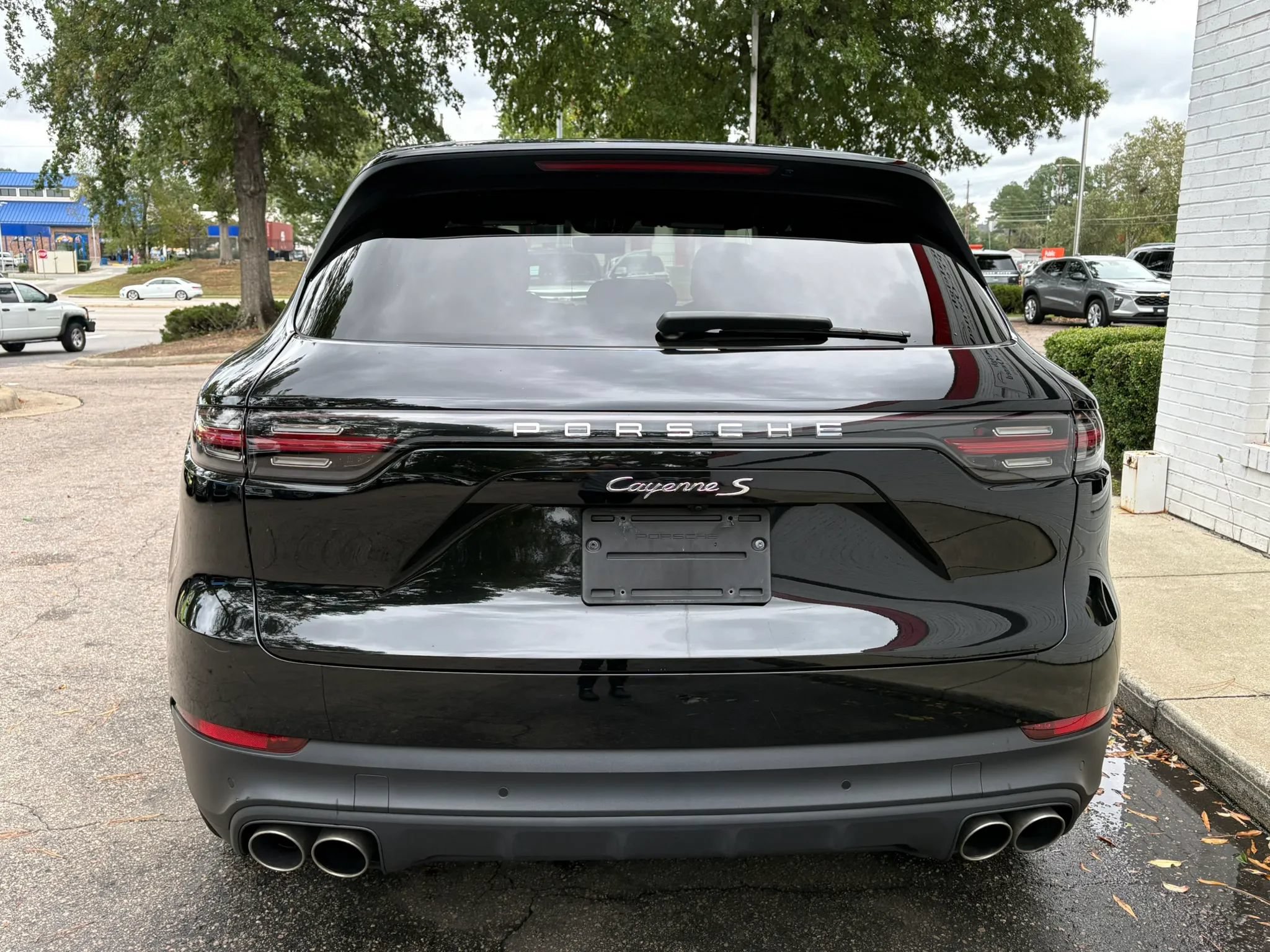 Used 2021 Porsche Cayenne S AWD/4WD image 5