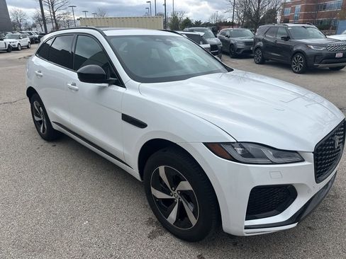 Used 2025 Jaguar F-PACE R-Dynamic S image 4