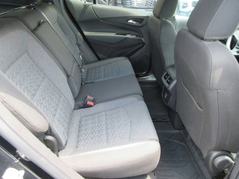 Used 2024 Chevrolet Equinox LT FWD image 18