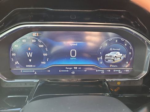 Used 2024 Chevrolet Silverado 1500 LT w/ Z71 Off-Road Package image 17